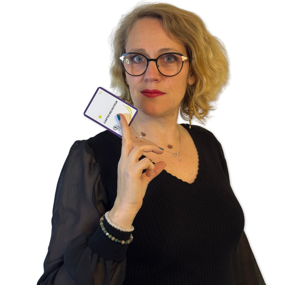 Elvire Gagneur présente les cartes recruteur CoQuest — pour réseaux professionnels